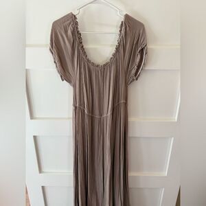 New Ninexis Beautiful off the shoulder corset top Maxi Dress putty size 1x